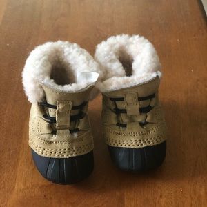 Infant/toddler Sorels, size 3